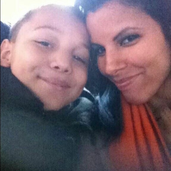 Meet your Posher, Stephanie - Picture 4 of 5